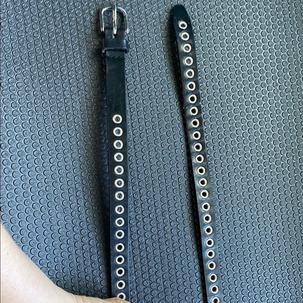 Perry Ellis Black Leather Studded Women's Belt, ML size. #10-738 - Picture 5 of 6
